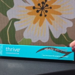Thrive Causemetics Infinity Waterproof Eyeliner in Teal